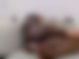 Darkqween23's Live Sex Cam Show