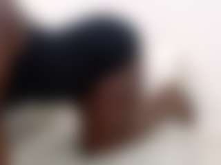 Darkqween23's Live Sex Cam Show