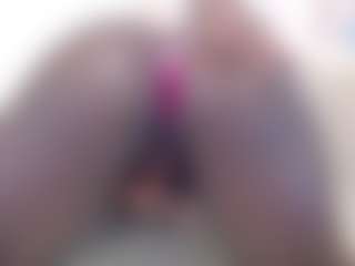 Darkqween23's Live Sex Cam Show