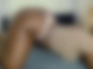 Darkqween23's Live Sex Cam Show