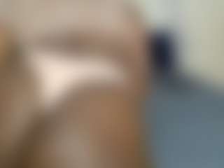 Darkqween23's Live Sex Cam Show