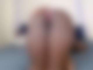 Darkqween23's Live Sex Cam Show