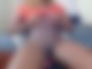 Darkqween23's Live Sex Cam Show