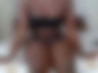 Darkqween23's Live Sex Cam Show