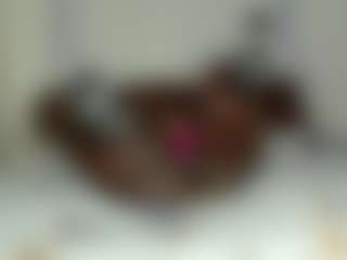 Darkqween23's Live Sex Cam Show