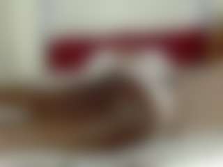 Live cam show with Darkqween23 - Fingering Ebony on AdultVida.com