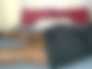 Live cam show with Darkqween23 - Legs on makecum.org