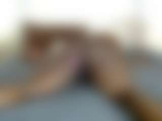 Live cam show with Darkqween23 - Legs on Camsoda