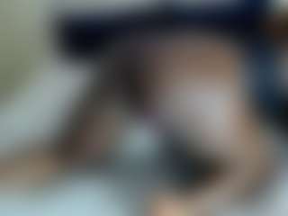 Darkqween23's Live Sex Cam Show