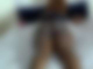 Darkqween23's Live Sex Cam Show