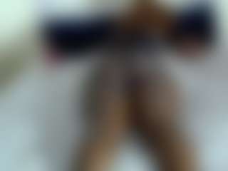 Darkqween23's Live Sex Cam Show
