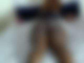 Darkqween23's Live Sex Cam Show