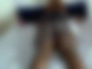Darkqween23's Live Sex Cam Show