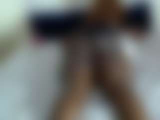 Darkqween23's Live Sex Cam Show