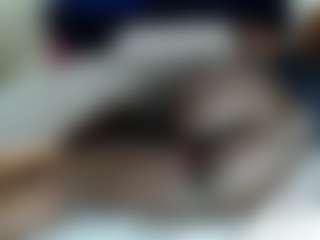 Darkqween23's Live Sex Cam Show