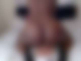 Darkqween23's Live Sex Cam Show