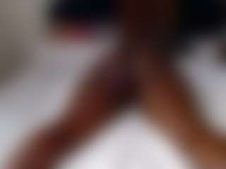 Darkqween23's Live Sex Cam Show