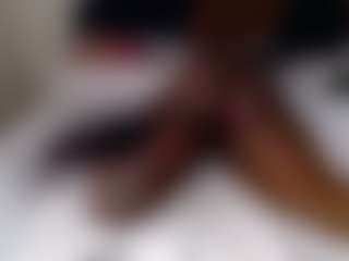 Darkqween23's Live Sex Cam Show