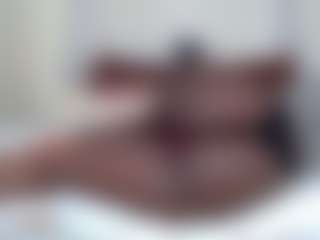 Darkqween23's Live Sex Cam Show