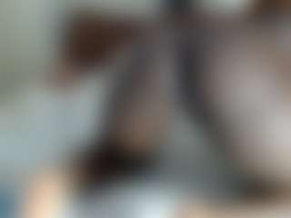 Darkqween23's Live Sex Cam Show