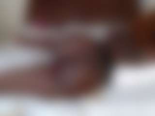 Darkqween23's Live Sex Cam Show