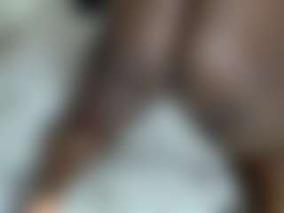 Darkqween23's Live Sex Cam Show