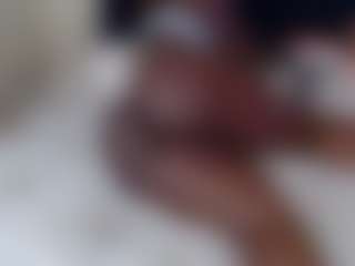 Darkqween23's Live Sex Cam Show