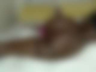 Darkqween23's Live Sex Cam Show