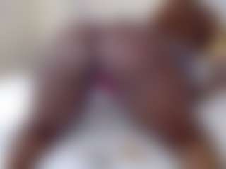 Darkqween23's Live Sex Cam Show