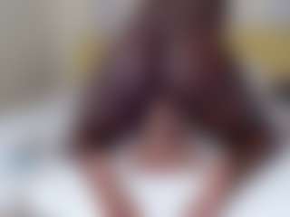 Darkqween23's Live Sex Cam Show