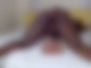 Darkqween23's Live Sex Cam Show