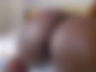 Darkqween23's Live Sex Cam Show