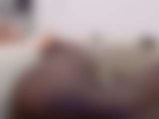 Darkqween23's Live Sex Cam Show