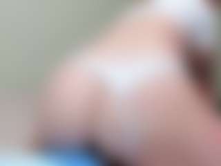 Live cam show with AniAndFrank - College on Camsoda