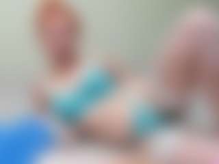 Live cam show with AniAndFrank - Tease Red Hair on Camiplay Live
