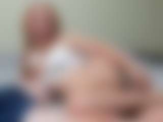 Live cam show with AniAndFrank - Pornstar Petite on SmokeAndPoke