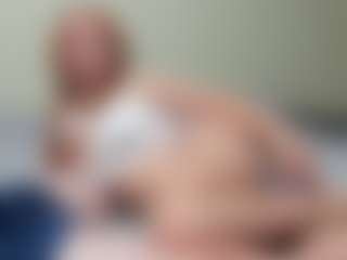 Live cam show with AniAndFrank - Red Hair Shaved Pussy on SmokeAndPoke