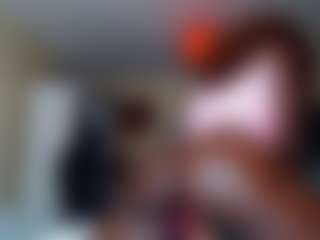 Live cam show with Cookiejar23 - Shaved Pussy on CamClone