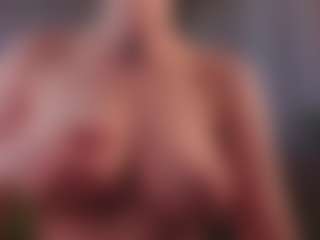 Linda's Live Sex Cam Show