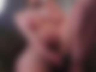 Linda's Live Sex Cam Show