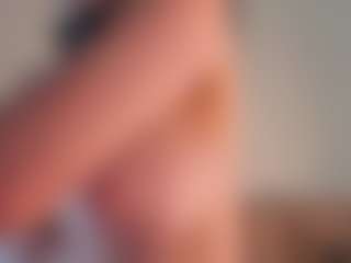 Linda's Live Sex Cam Show