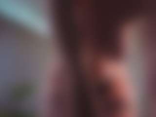 Live cam show with Linda - Young Adult on SpunkLive