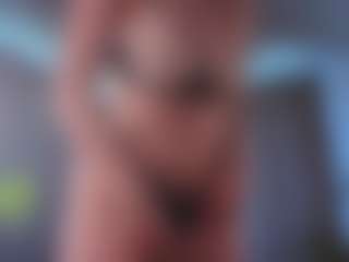 Linda's Live Sex Cam Show