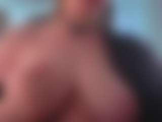 Linda's Live Sex Cam Show