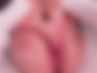 NaomiAsian's Live Sex Cam Show