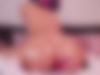 NaomiAsian's Live Sex Cam Show