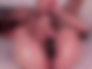 Live cam show with NaomiAsian - Facial Piercings on liverealitysex.com