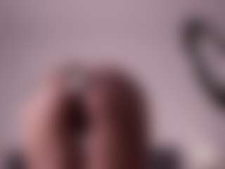 NaomiAsian's Live Sex Cam Show