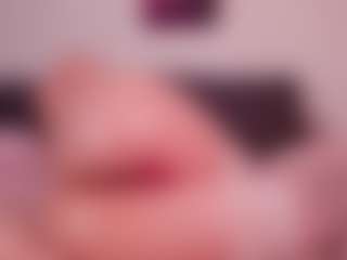 Live cam show with NaomiAsian - Gamer Asian on Hubzter Live