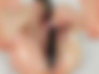 Live cam show with NaomiAsian - Asian Petite on Camsoda